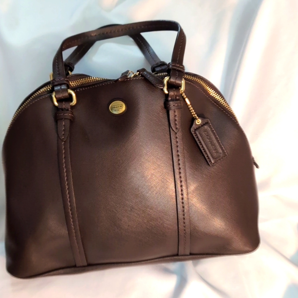 COPY - Coach dark 🟤 brown handbag